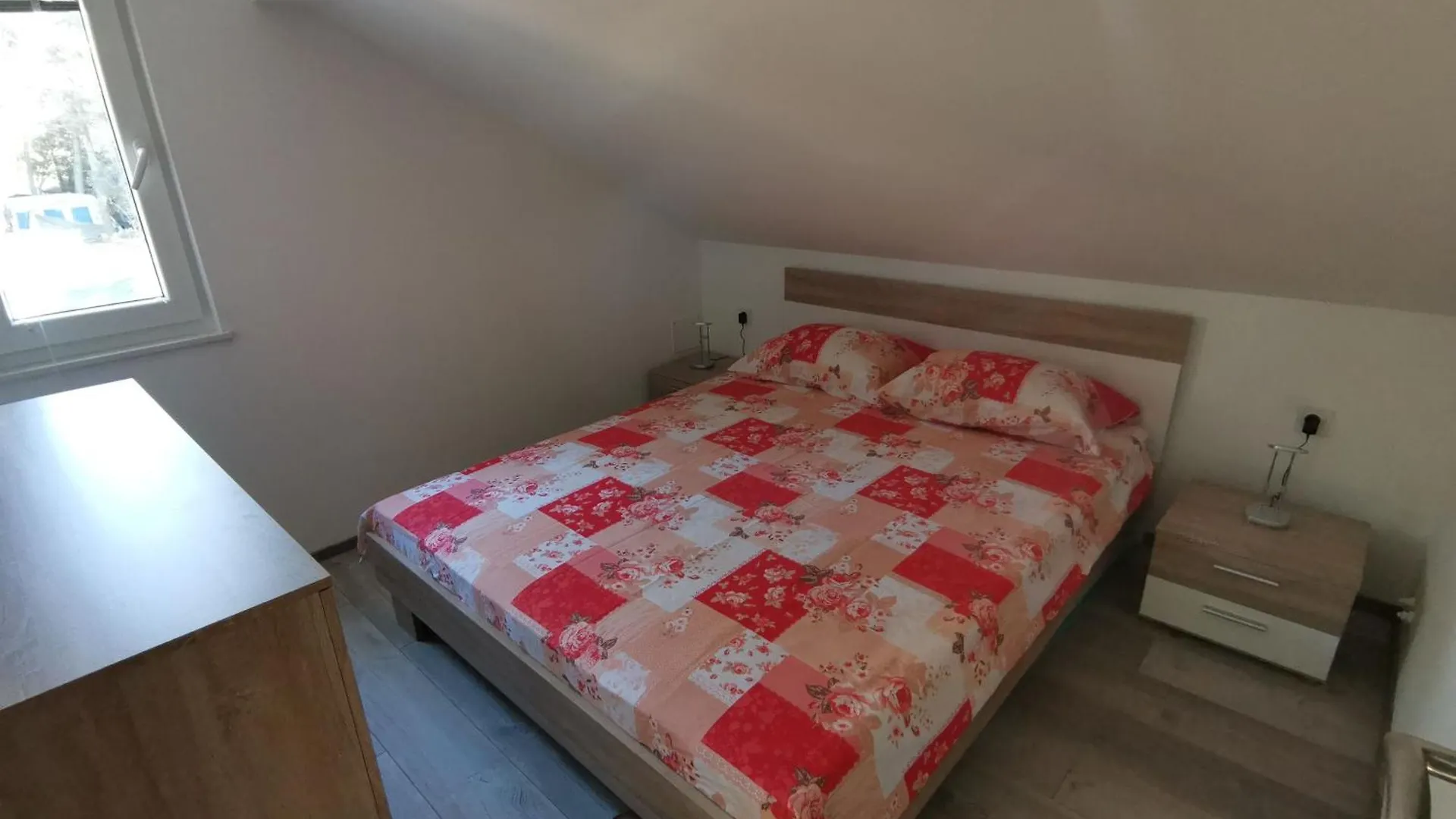 דירה Sušica Appartement Porat In Ugljan Mit Garten Und Terrasse